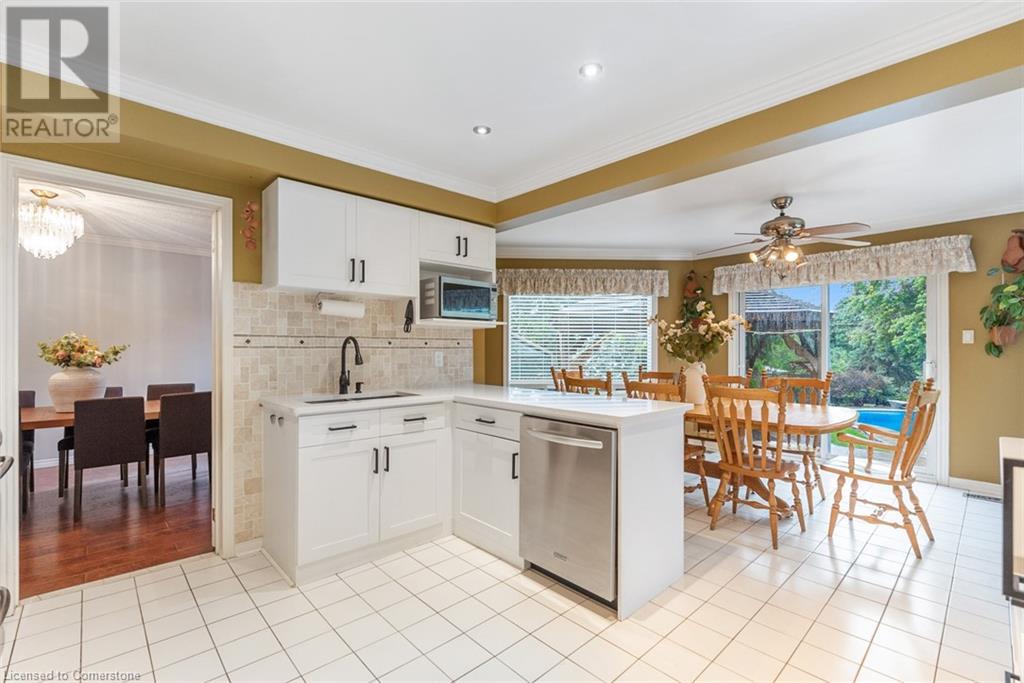 4456 Idlewilde Crescent, Mississauga, Ontario  L5M 4E3 - Photo 8 - 40715088