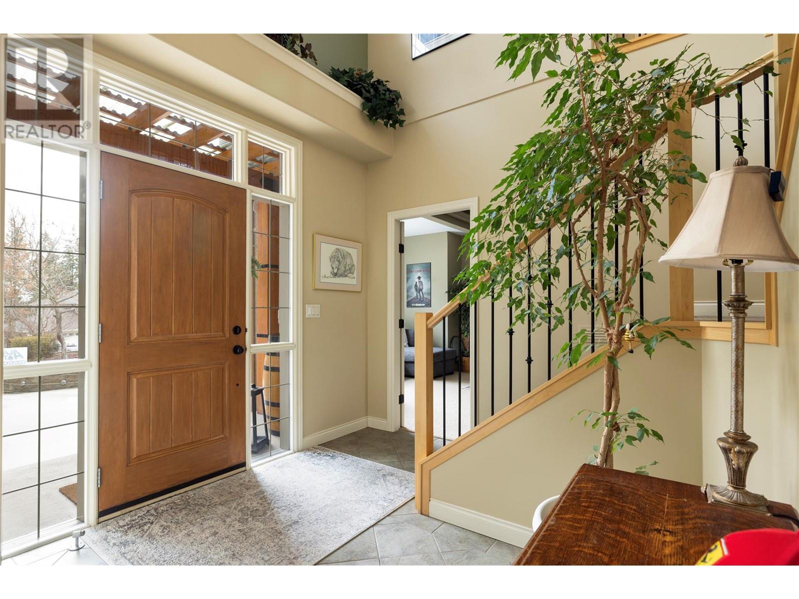 Property at 42 Farchant Way image 3