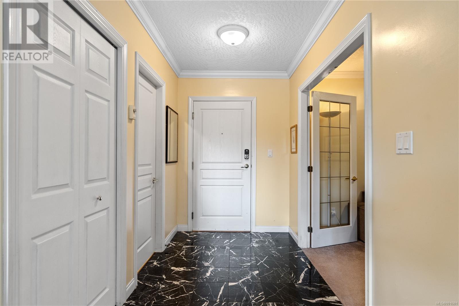 102 405 Quebec St, Victoria real estate listing 991681 for sale