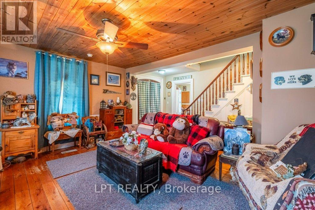 Property at 8739 COUNTY ROAD 2 image 5