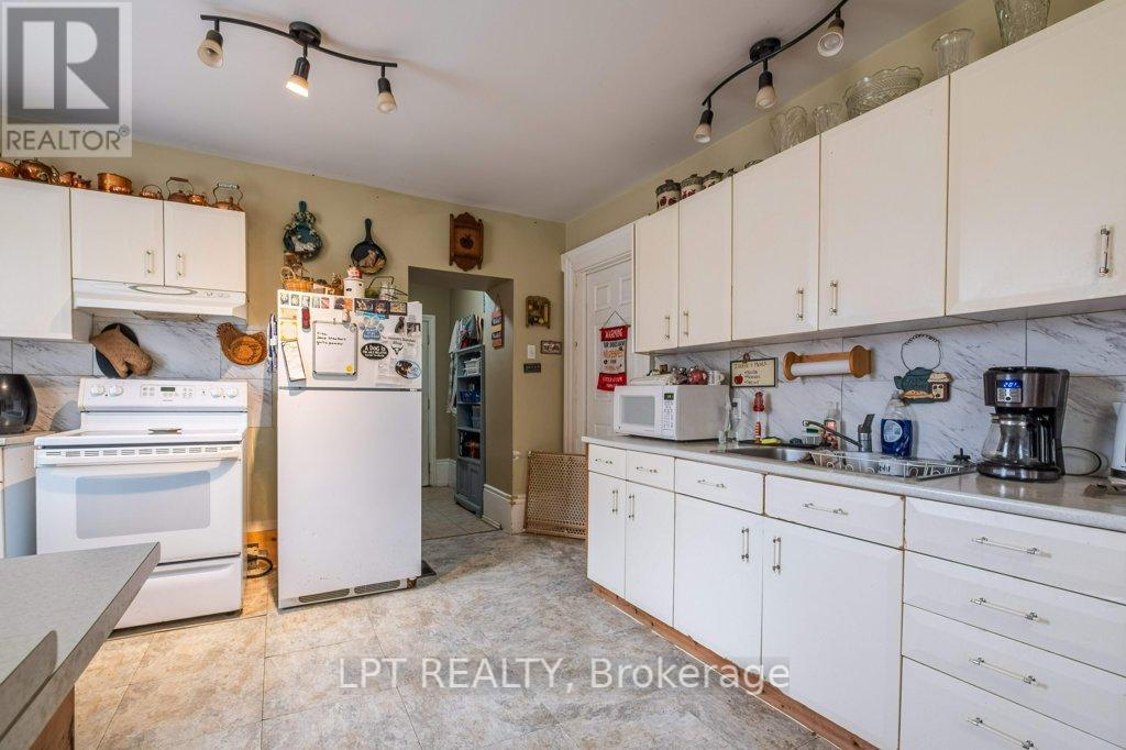 8739 County Road 2, Greater Napanee (Greater Napanee), Ontario  K7R 3L1 - Photo 8 - X12074963