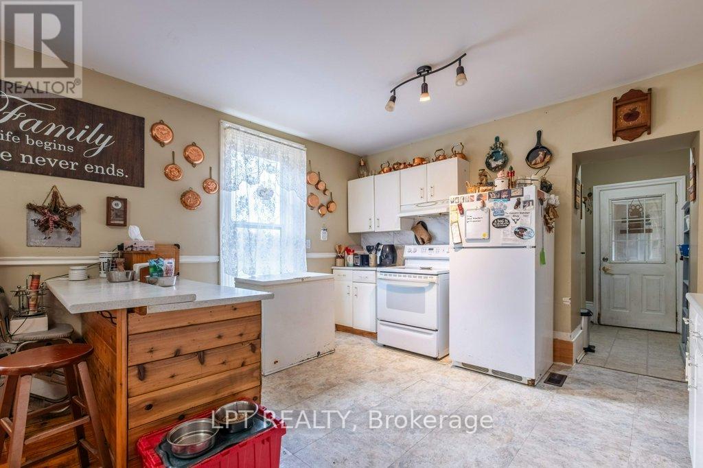 8739 County Road 2, Greater Napanee (Greater Napanee), Ontario  K7R 3L1 - Photo 9 - X12074963