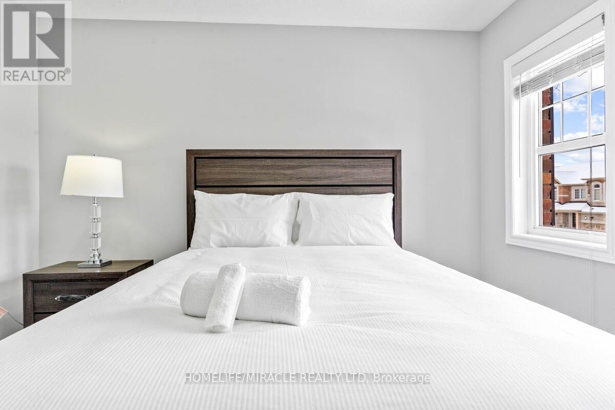 29 Rangemore Road E, Brampton (Northwest Brampton), Ontario  L7A 4V8 - Photo 10 - W12074726
