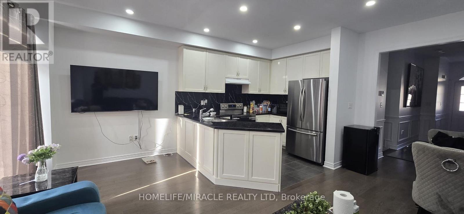 29 Rangemore Road E, Brampton (Northwest Brampton), Ontario  L7A 4V8 - Photo 20 - W12074726