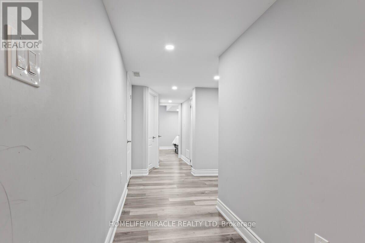 29 Rangemore Road E, Brampton (Northwest Brampton), Ontario  L7A 4V8 - Photo 25 - W12074726
