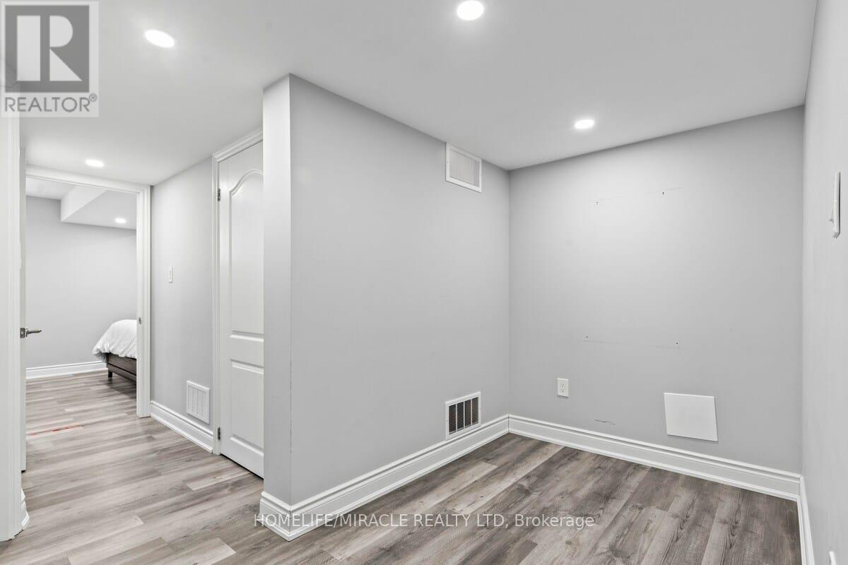 29 Rangemore Road E, Brampton (Northwest Brampton), Ontario  L7A 4V8 - Photo 26 - W12074726