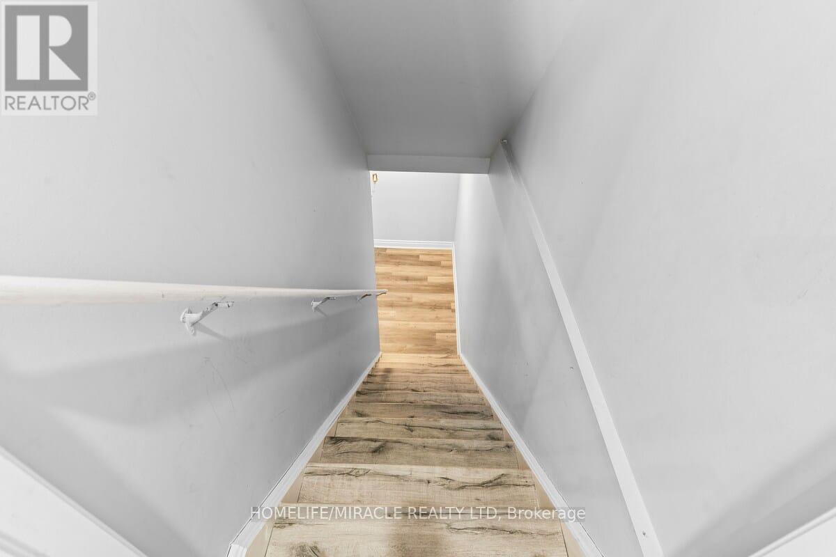29 Rangemore Road E, Brampton (Northwest Brampton), Ontario  L7A 4V8 - Photo 27 - W12074726