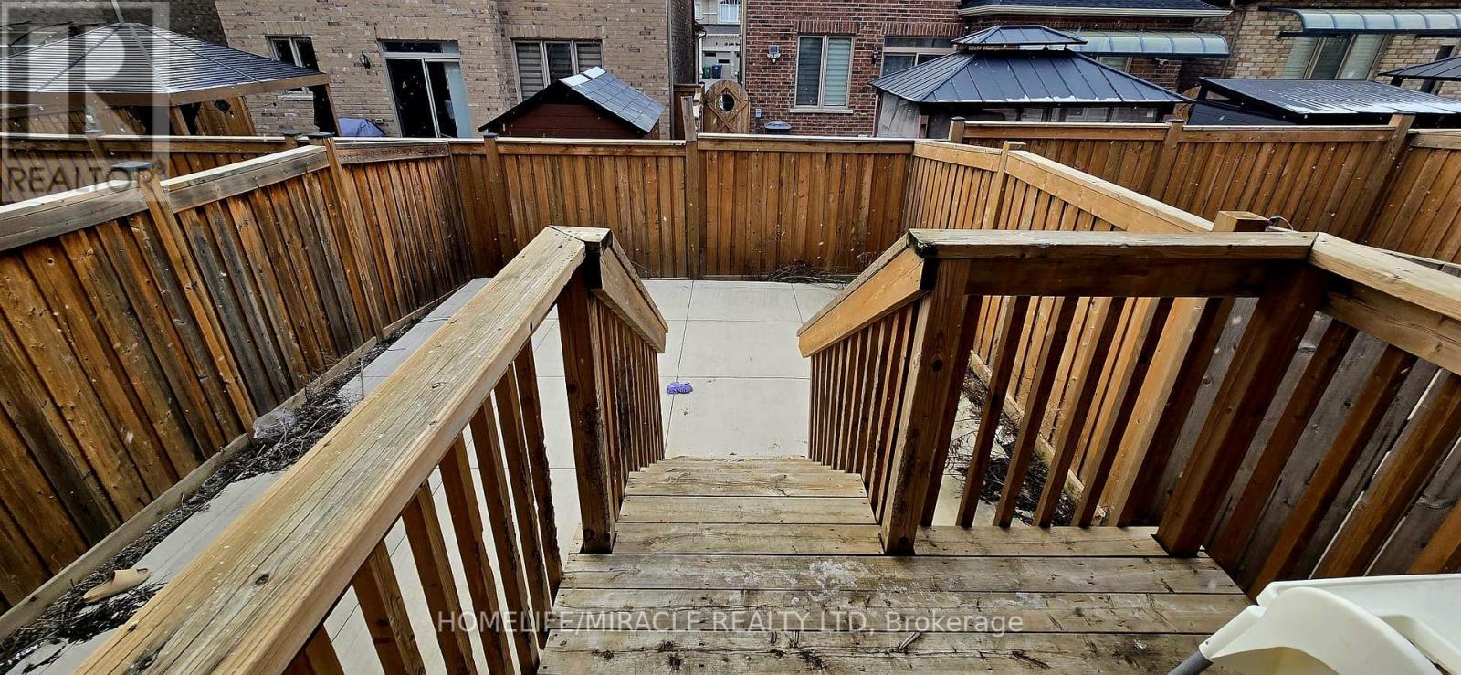 29 Rangemore Road E, Brampton (Northwest Brampton), Ontario  L7A 4V8 - Photo 33 - W12074726