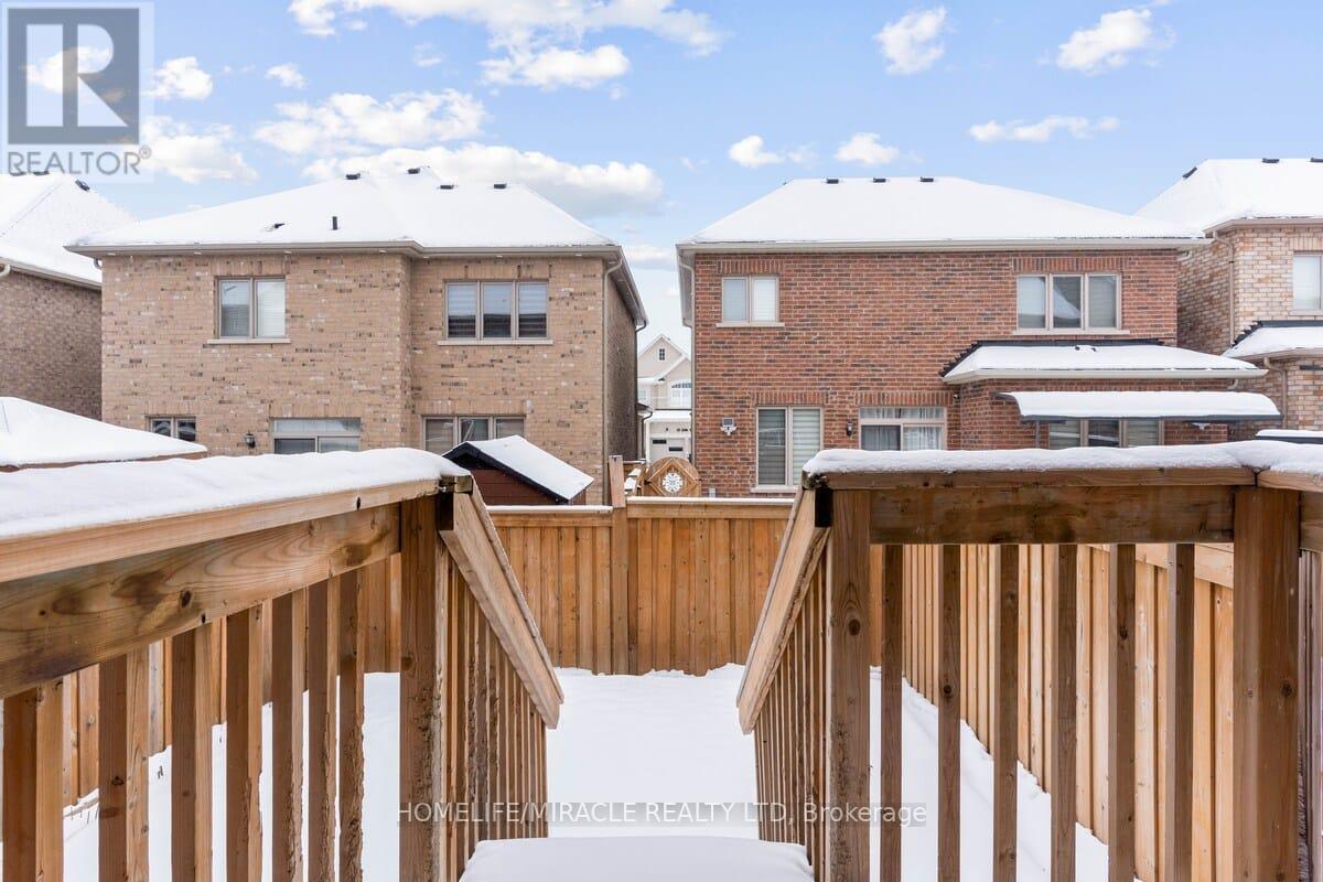 29 Rangemore Road E, Brampton (Northwest Brampton), Ontario  L7A 4V8 - Photo 34 - W12074726