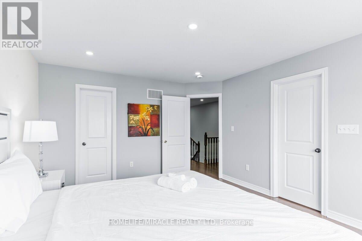 29 Rangemore Road E, Brampton (Northwest Brampton), Ontario  L7A 4V8 - Photo 9 - W12074726