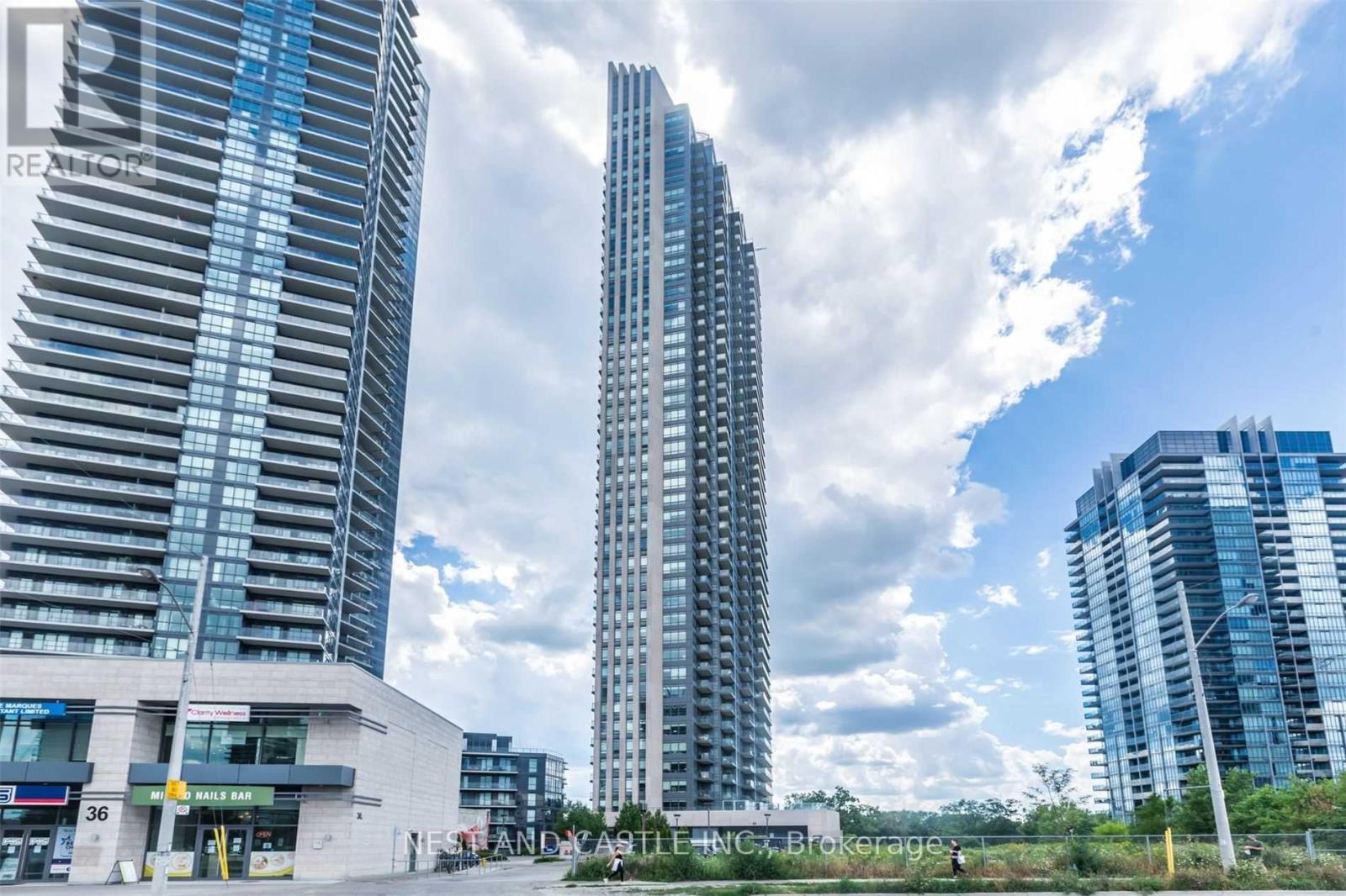 902 - 36 Park Lawn Road, Toronto (Mimico), Ontario  M8Y 3H8 - Photo 2 - W12074736