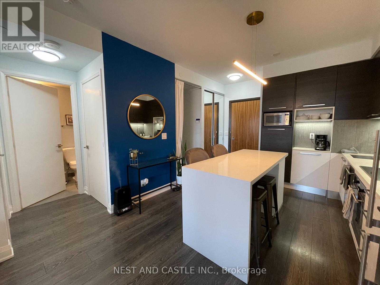 902 - 36 Park Lawn Road, Toronto (Mimico), Ontario  M8Y 3H8 - Photo 7 - W12074736
