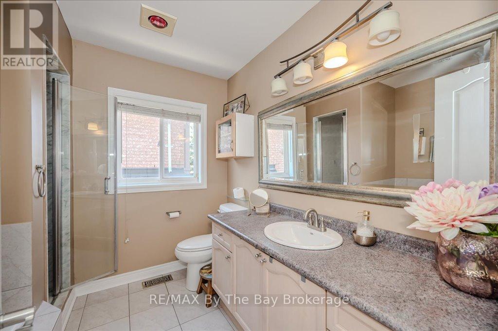12 Twin Willow Crescent, Brampton, Ontario  L7A 1J9 - Photo 20 - W12074899