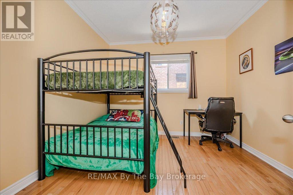12 Twin Willow Crescent, Brampton, Ontario  L7A 1J9 - Photo 24 - W12074899