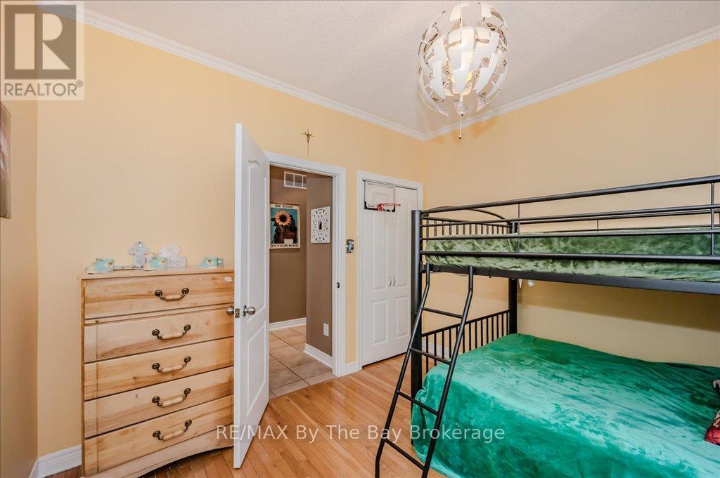 12 Twin Willow Crescent, Brampton, Ontario  L7A 1J9 - Photo 25 - W12074899