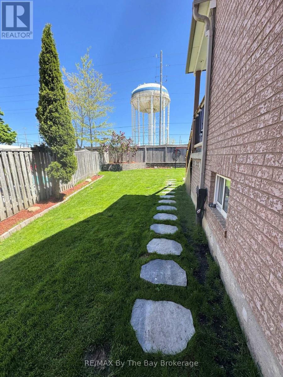 12 Twin Willow Crescent, Brampton, Ontario  L7A 1J9 - Photo 40 - W12074899