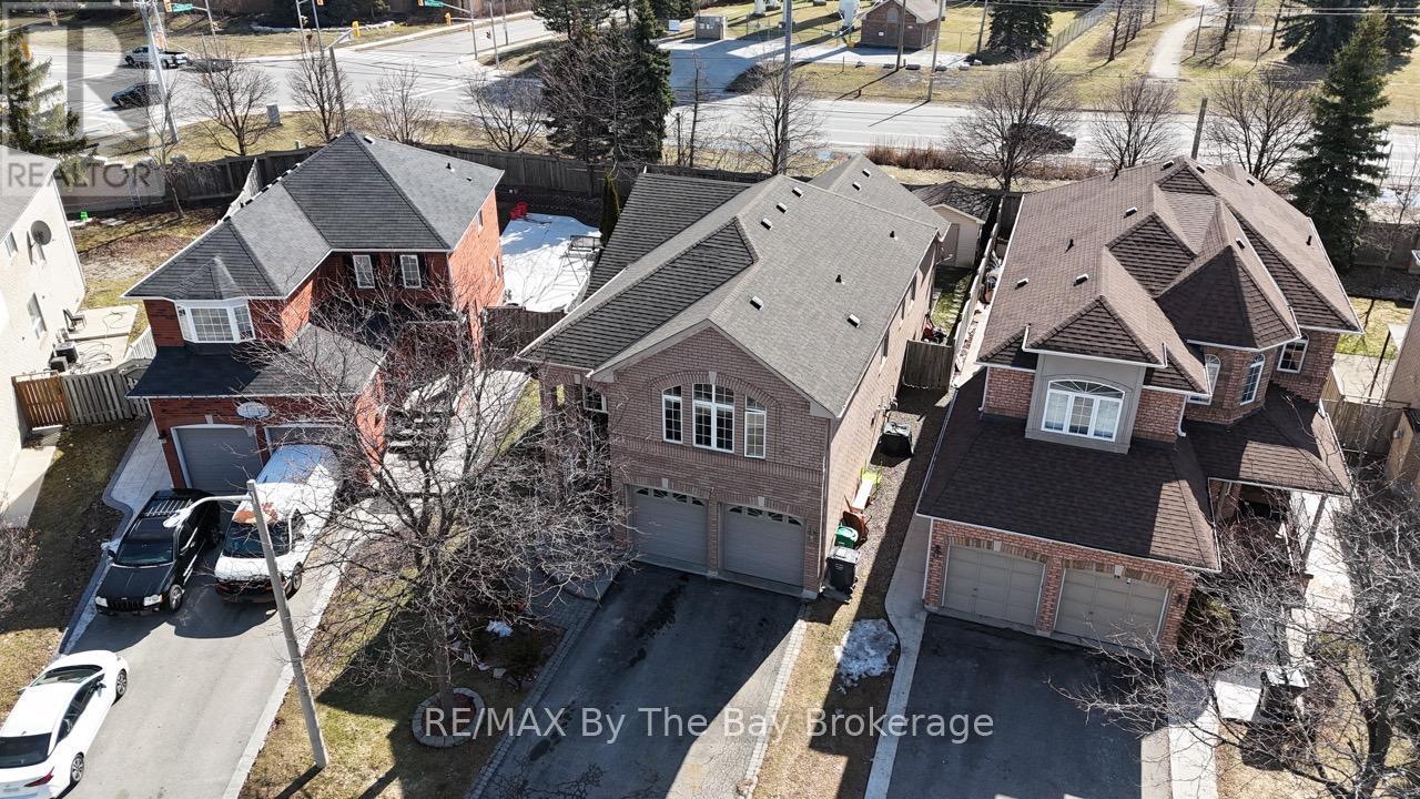 12 Twin Willow Crescent, Brampton, Ontario  L7A 1J9 - Photo 44 - W12074899