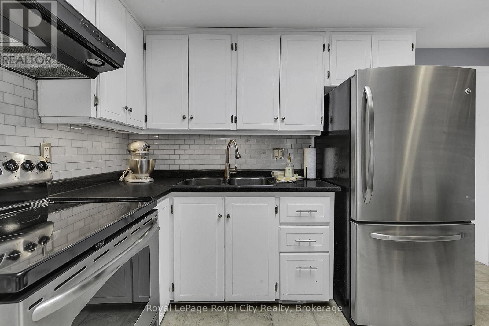 74 Inkerman Street, Guelph, Ontario  N1H 3C7 - Photo 10 - X12074918