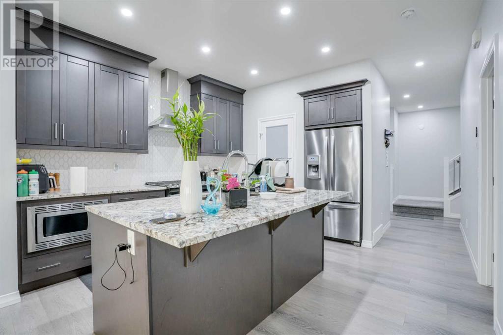 Property at 673 Corner Meadows Way NE image 3