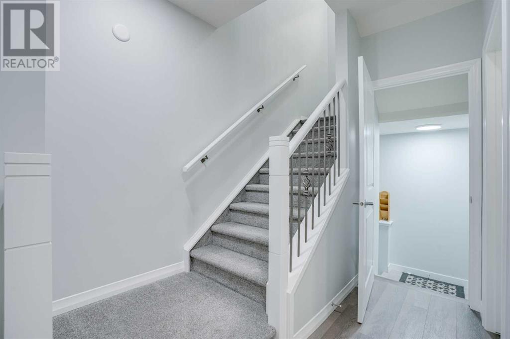 Property at 673 Corner Meadows Way NE image 5