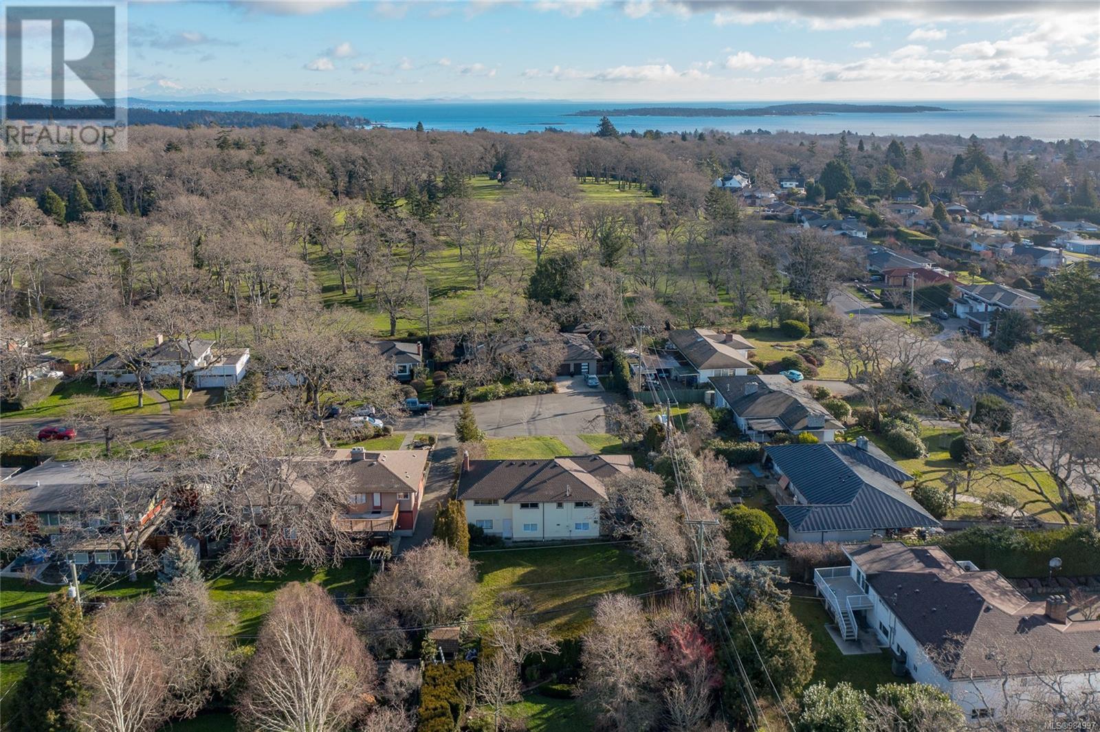 3100 Woodburn Ave, Oak Bay, British Columbia  V8P 5B7 - Photo 40 - 984997