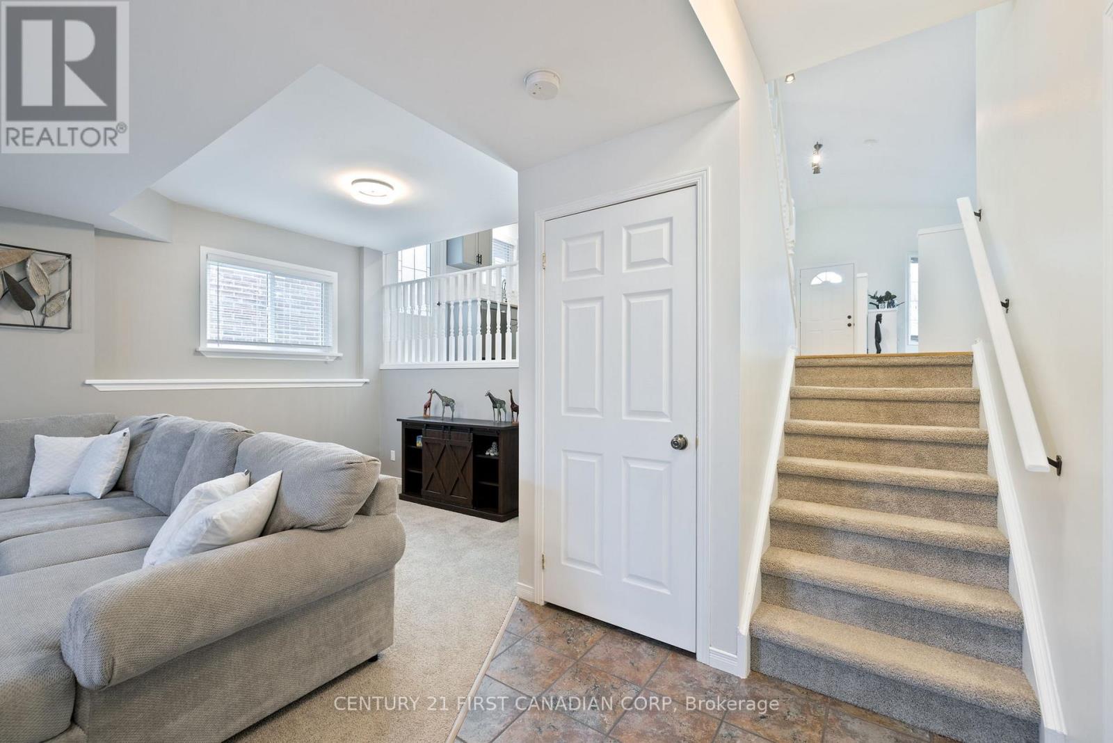 Photo 15 of 28 for 224 Rothwell Drive