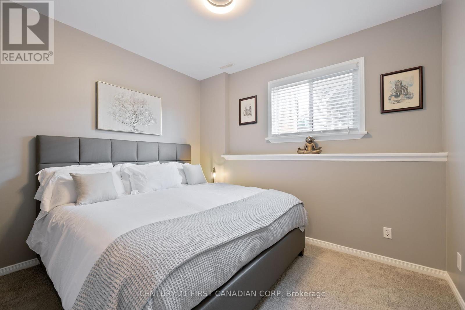 Photo 17 of 28 for 224 Rothwell Drive