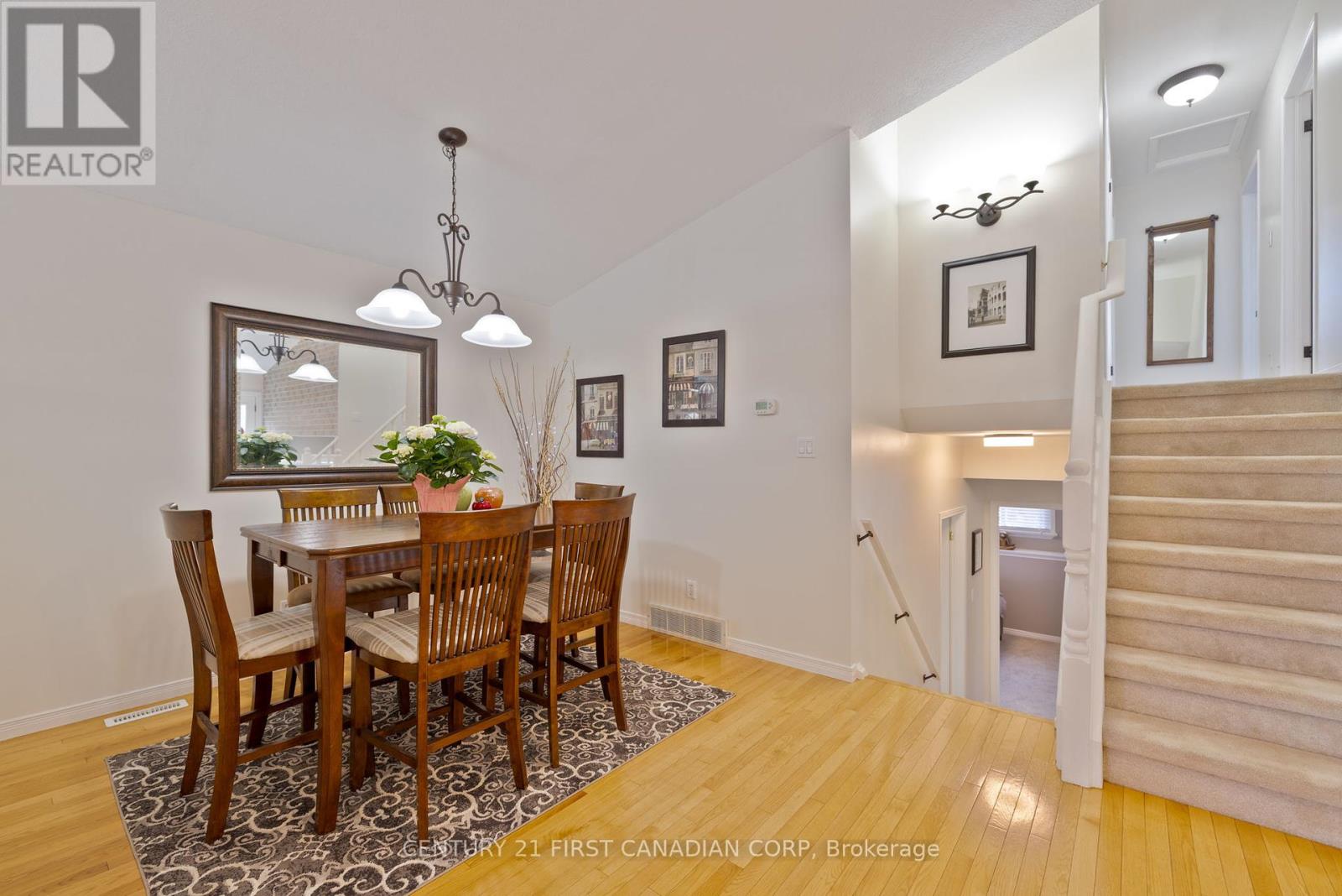 Photo 4 of 28 for 224 Rothwell Drive