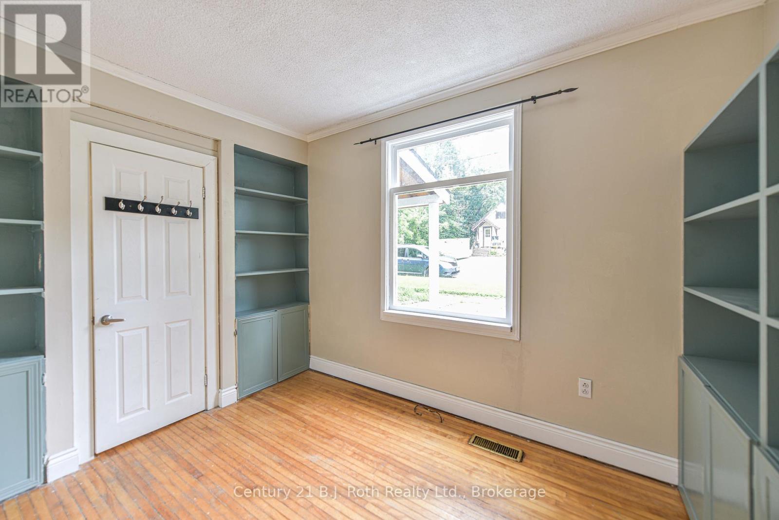 235 Harvey Street, Orillia, Ontario  L3V 3M5 - Photo 17 - S12017142