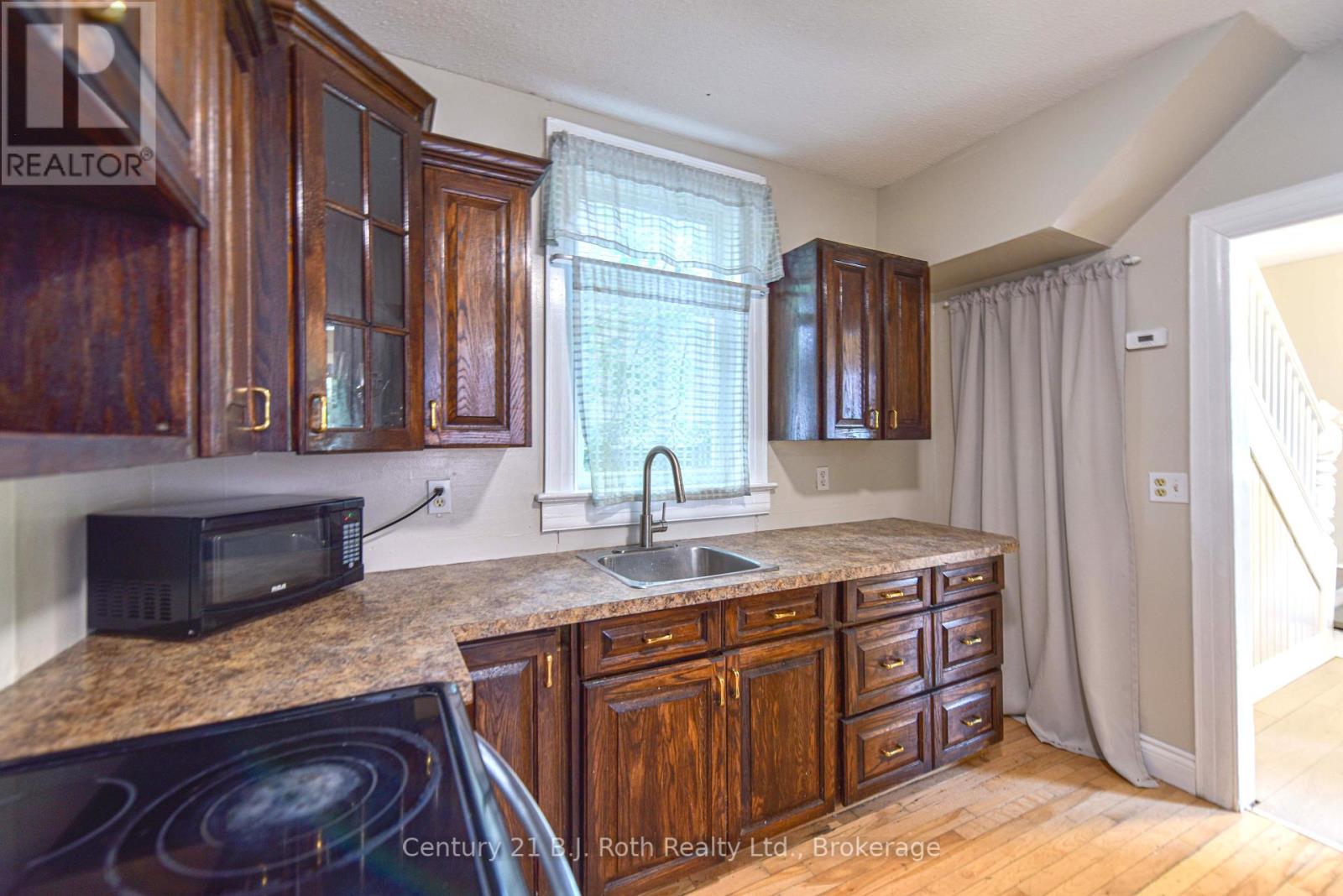 235 Harvey Street, Orillia, Ontario  L3V 3M5 - Photo 25 - S12017142