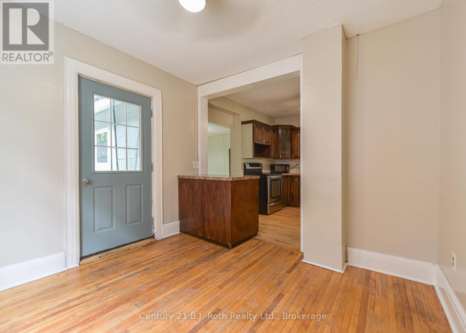 235 Harvey Street, Orillia, Ontario  L3V 3M5 - Photo 28 - S12017142