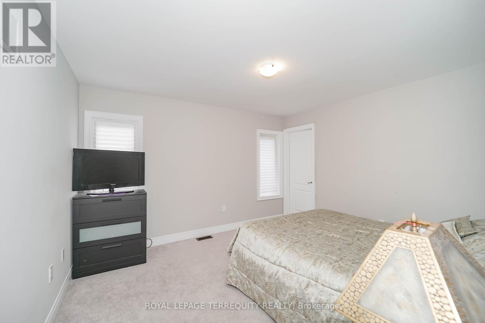 24 John Smith Street, East Gwillimbury, Ontario  L9N 0S7 - Photo 37 - N12074913