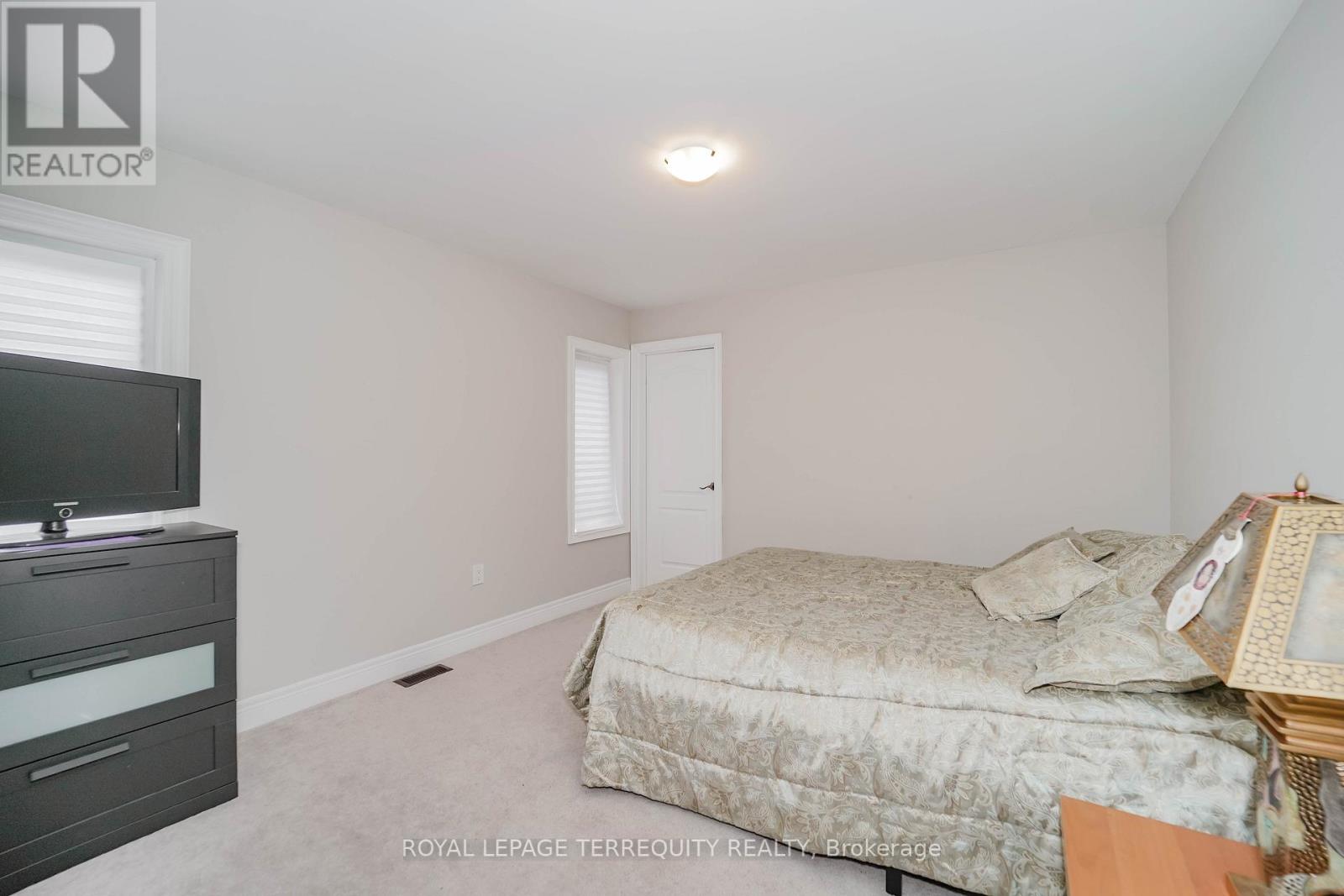 24 John Smith Street, East Gwillimbury, Ontario  L9N 0S7 - Photo 38 - N12074913
