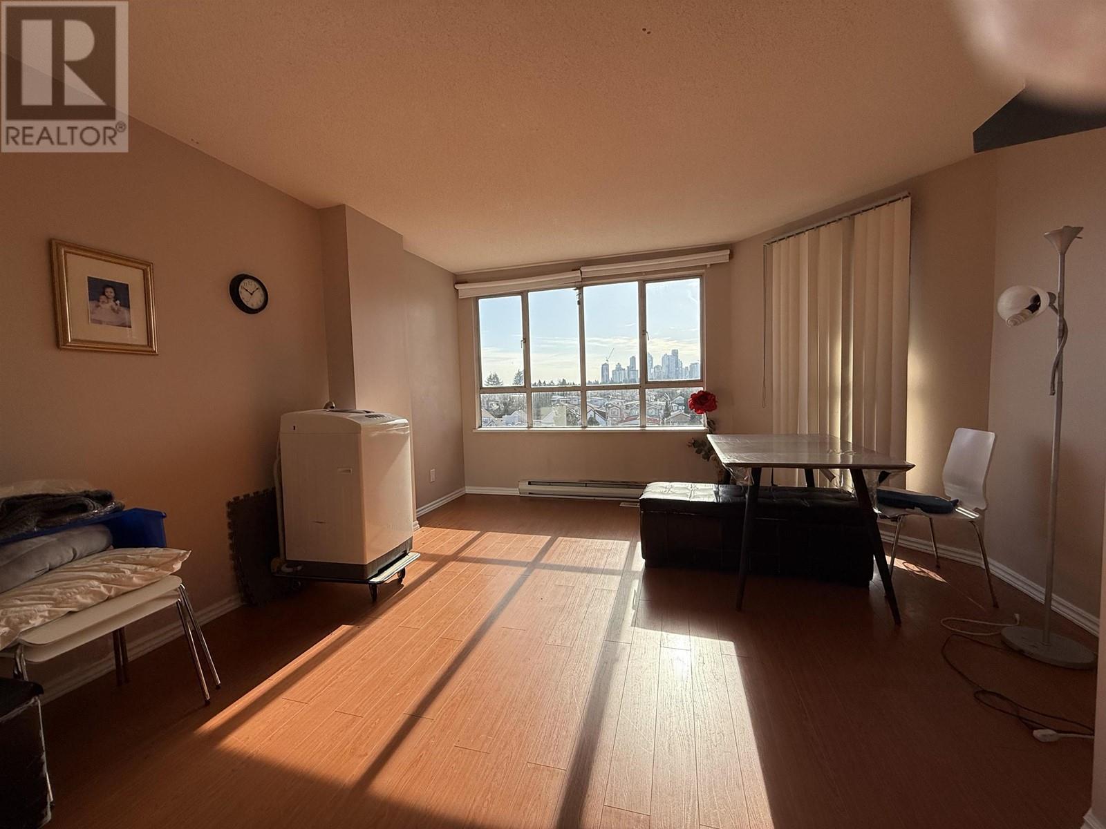 910 3489 Ascot Place, Vancouver, British Columbia  V5R 6B6 - Photo 2 - R2988825