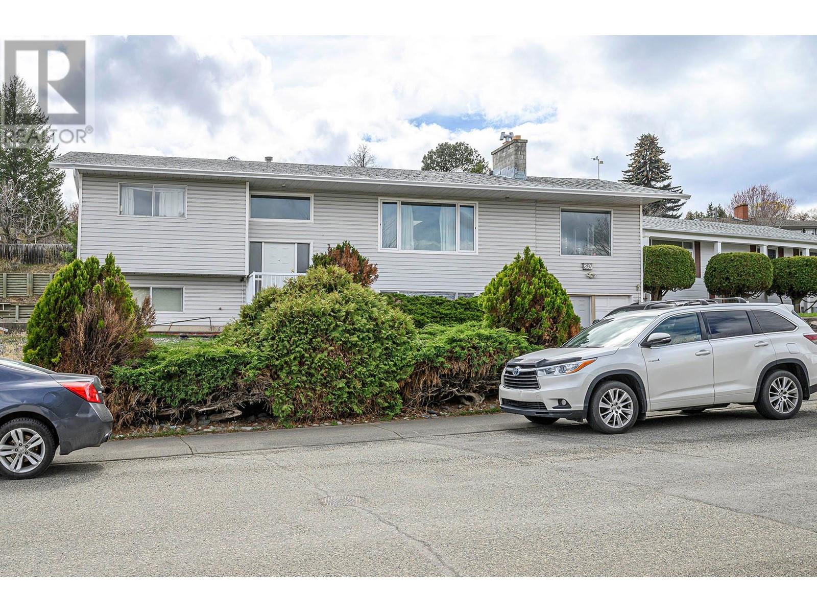 Property at 287 MORRISEY Place image 2