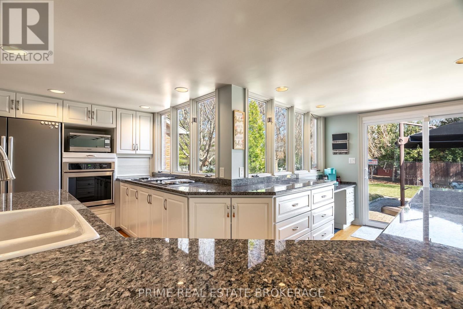 147 Crystal Drive, Chatham-Kent, Ontario  N7M 3C8 - Photo 8 - X12075083