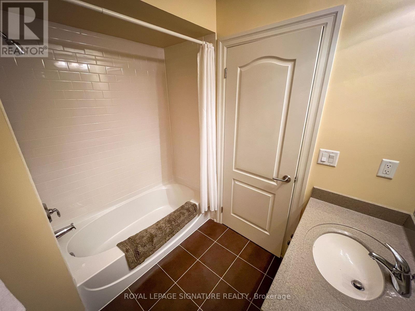 103 - 1915 Broad Hollow Gate, Mississauga, Ontario  L4L 6A3 - Photo 22 - W12074834