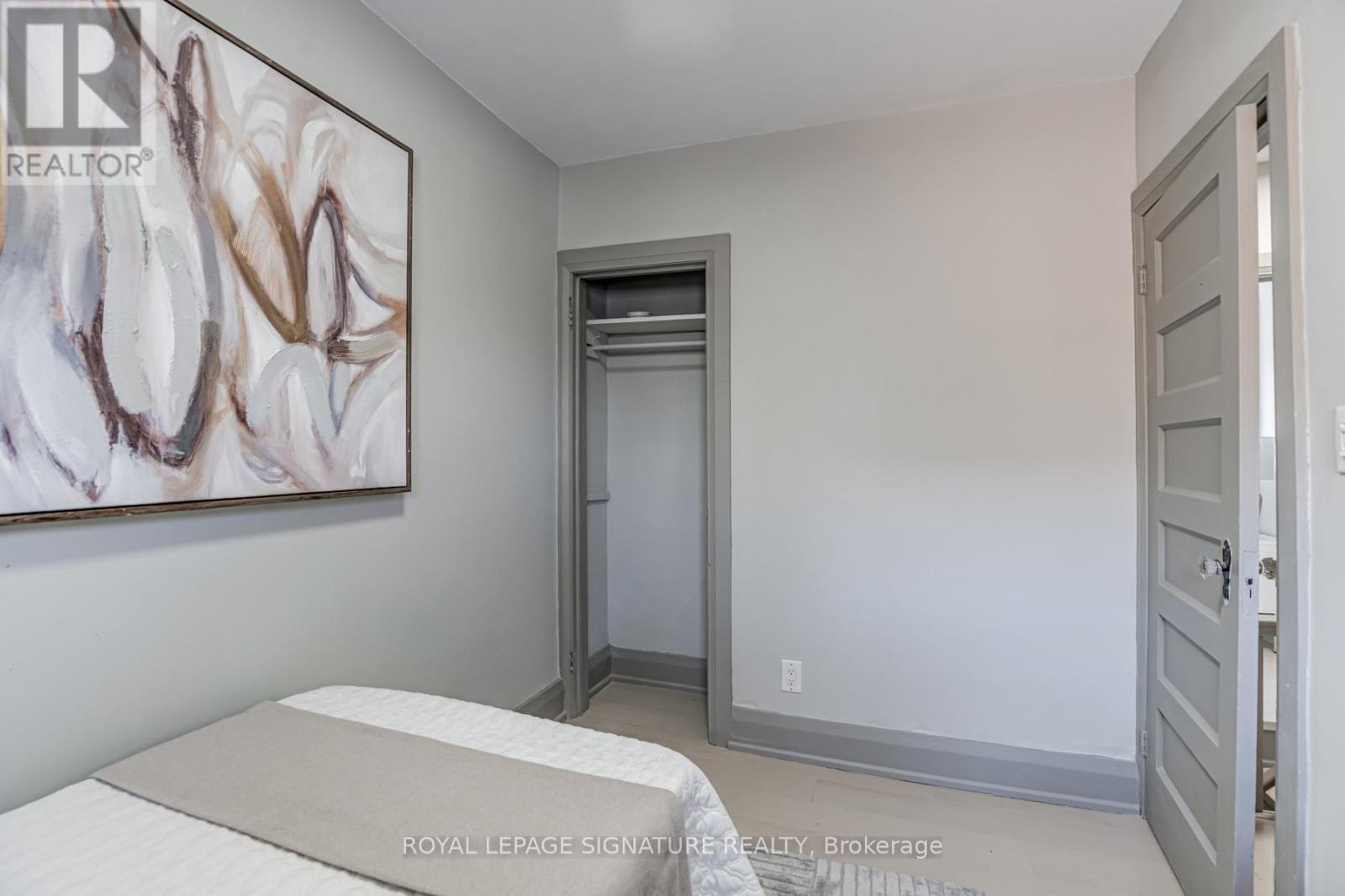18 Page Avenue, Toronto (Runnymede-Bloor West Village), Ontario  M6S 2P5 - Photo 22 - W12074926