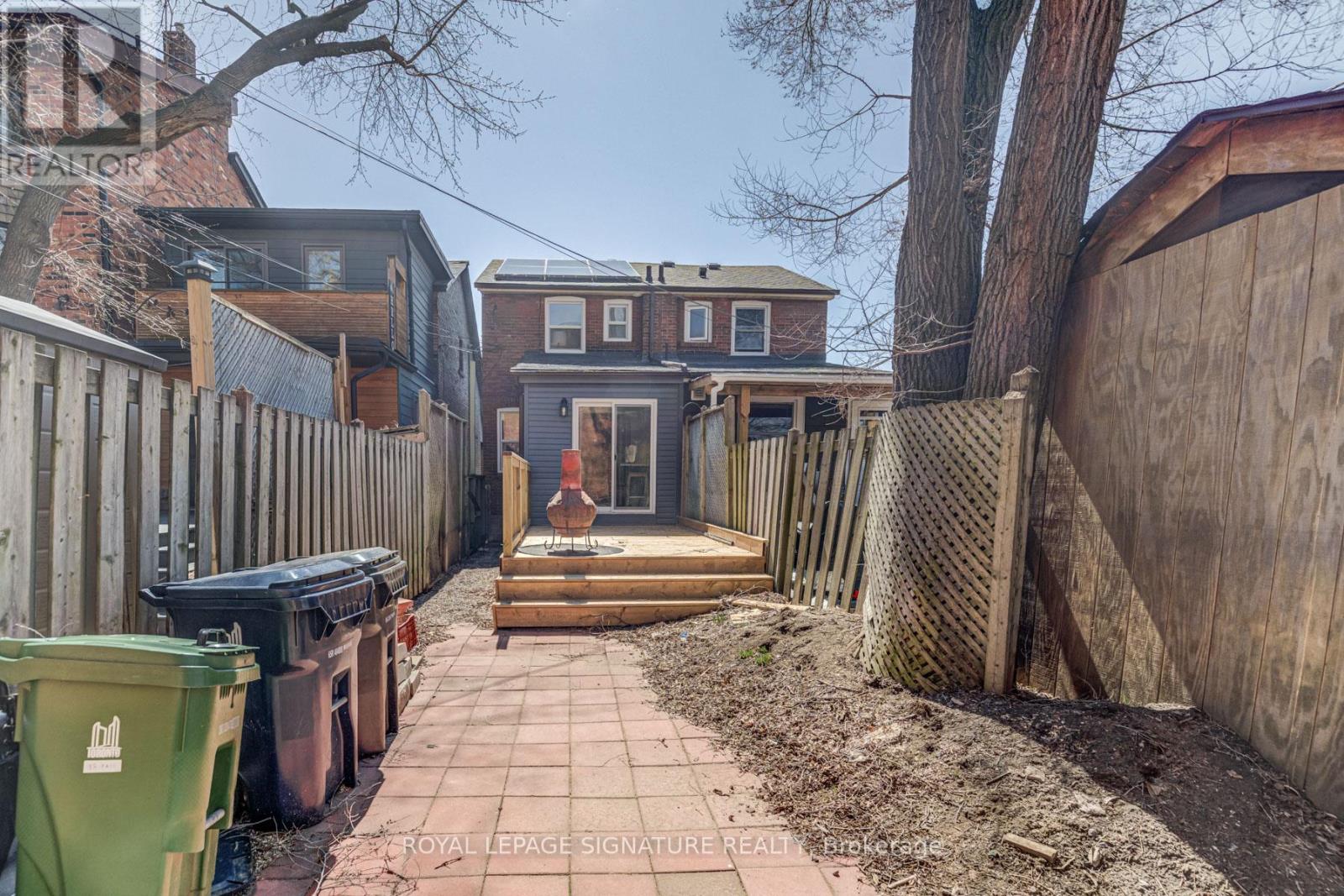 18 Page Avenue, Toronto (Runnymede-Bloor West Village), Ontario  M6S 2P5 - Photo 29 - W12074926