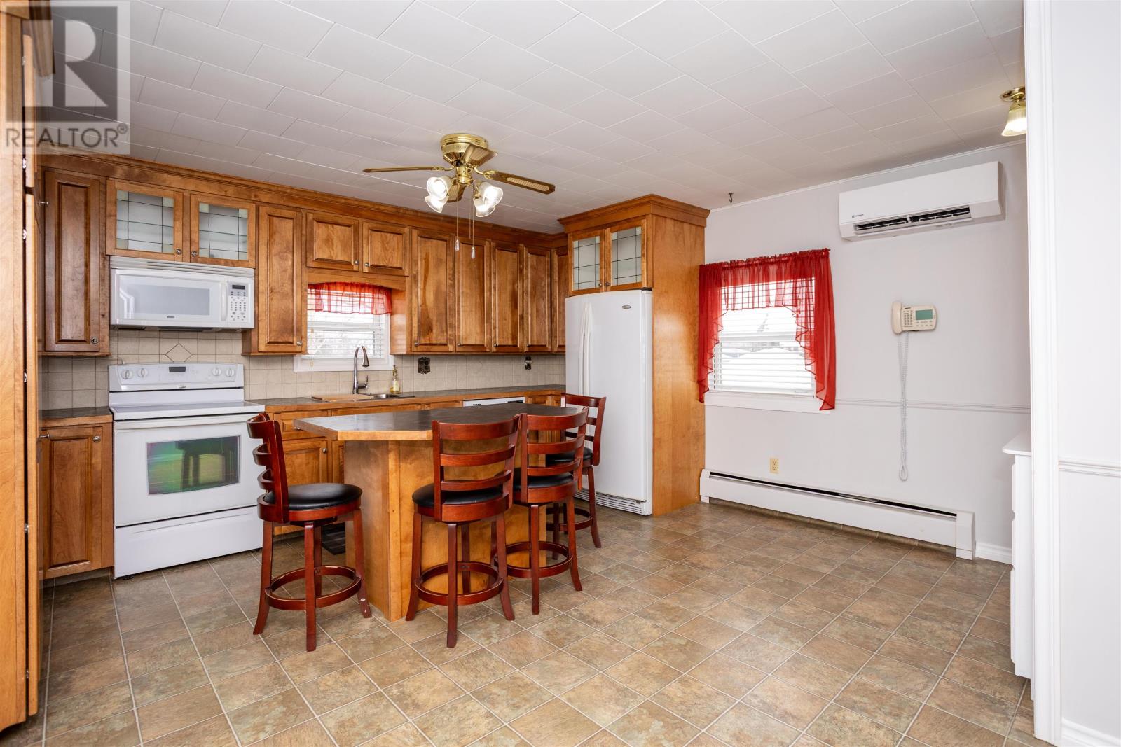 45 Victoria Street, Georgetown, Prince Edward Island  C0A 1L0 - Photo 14 - 202505282