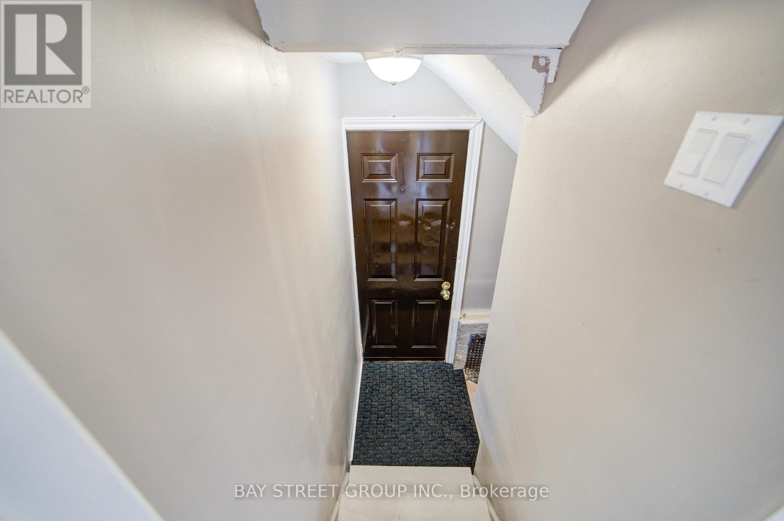 4554 Ryerson Crescent, Niagara Falls (210 - Downtown), Ontario  L2E 1E2 - Photo 39 - X12074837