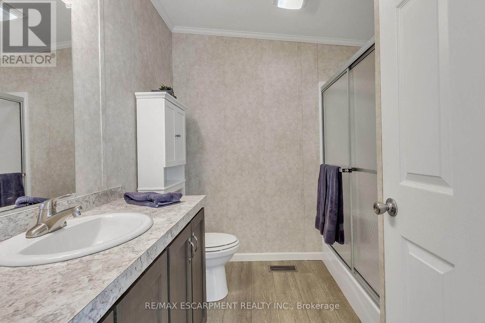 70 Park Lane, Hamilton, Ontario  N0B 2J0 - Photo 27 - X12074892