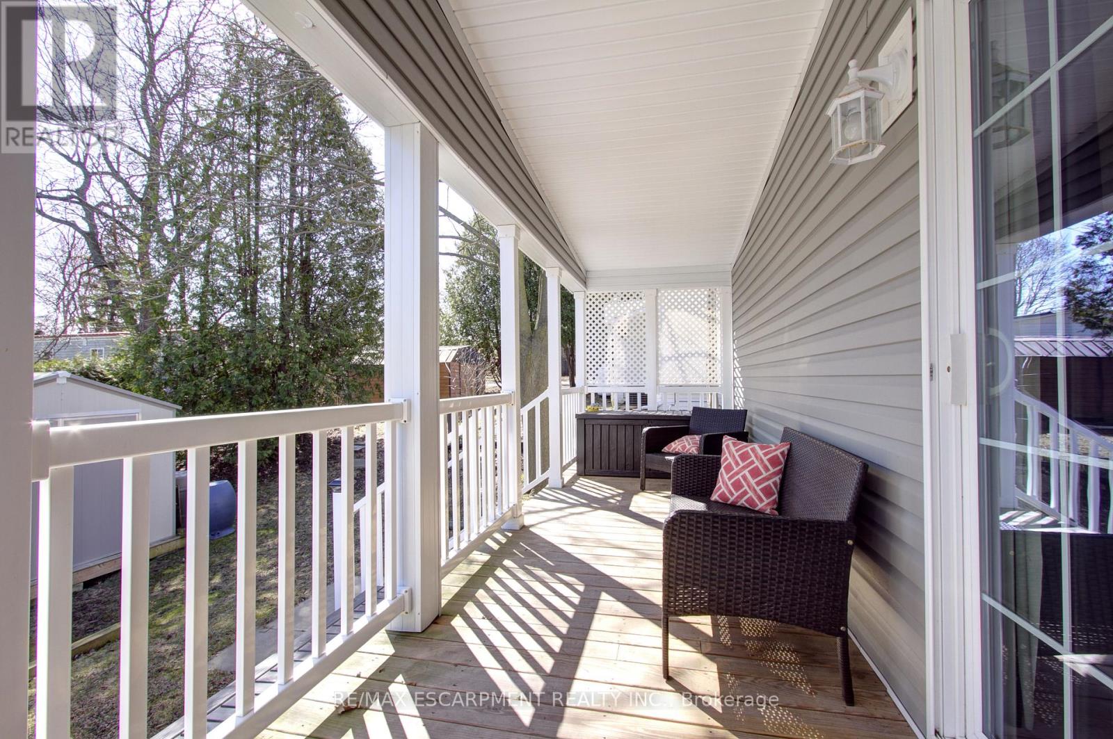 70 Park Lane, Hamilton, Ontario  N0B 2J0 - Photo 38 - X12074892