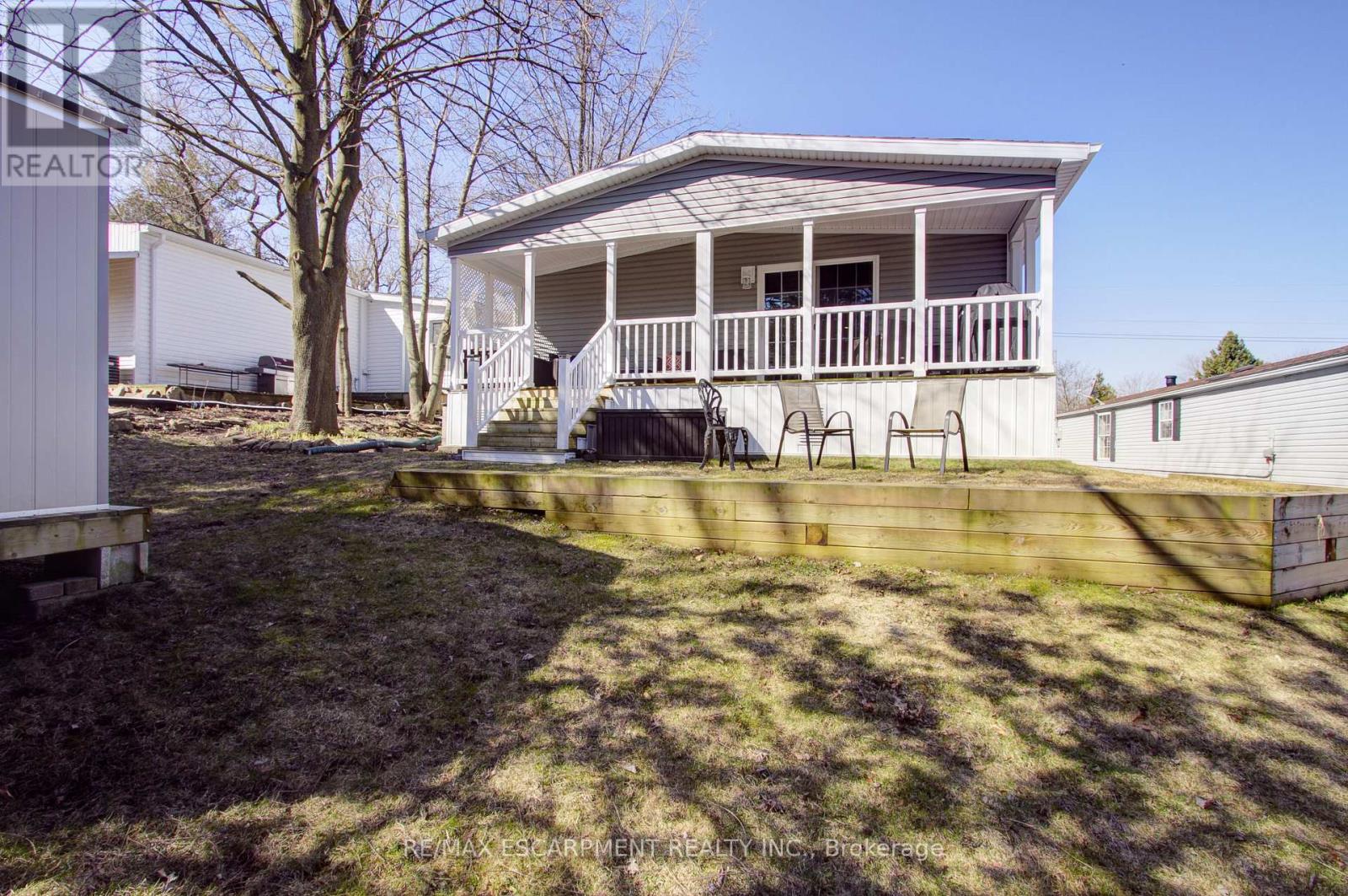 70 Park Lane, Hamilton, Ontario  N0B 2J0 - Photo 42 - X12074892