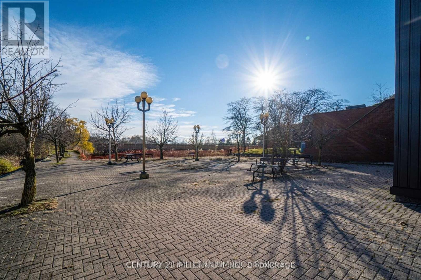101 Nanticoke Creek Parkway, Haldimand, Ontario  N0A 1S0 - Photo 4 - X12074906