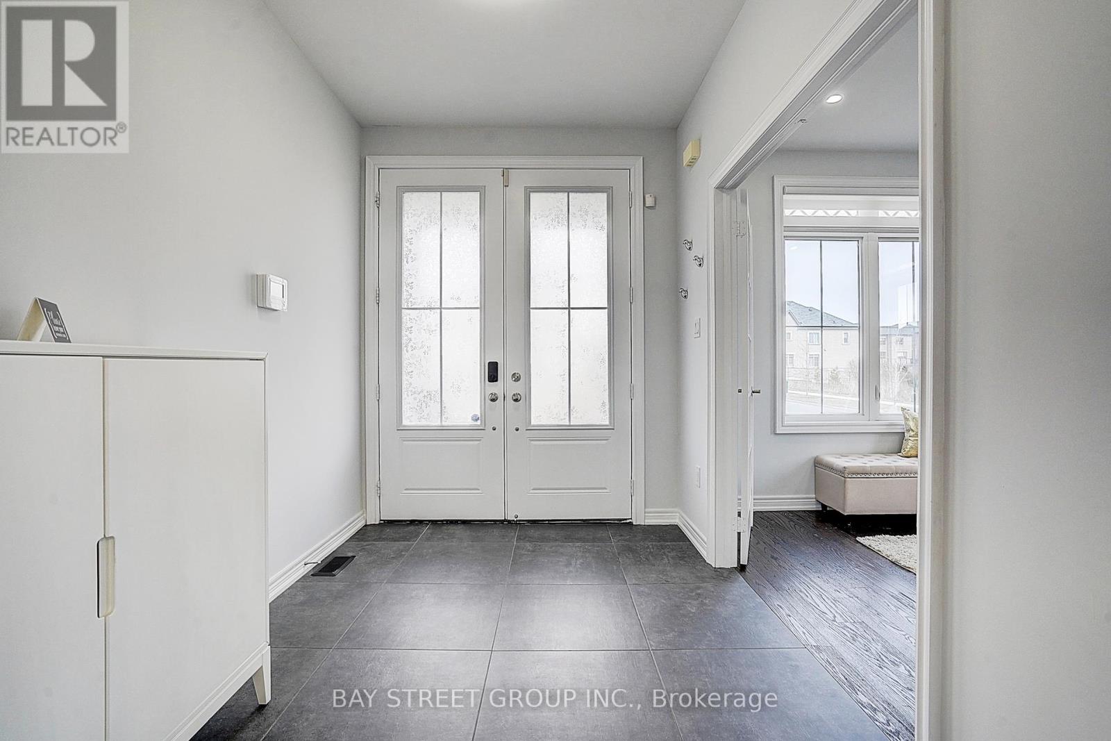 Property at 82 CONKLIN CRESCENT image 2