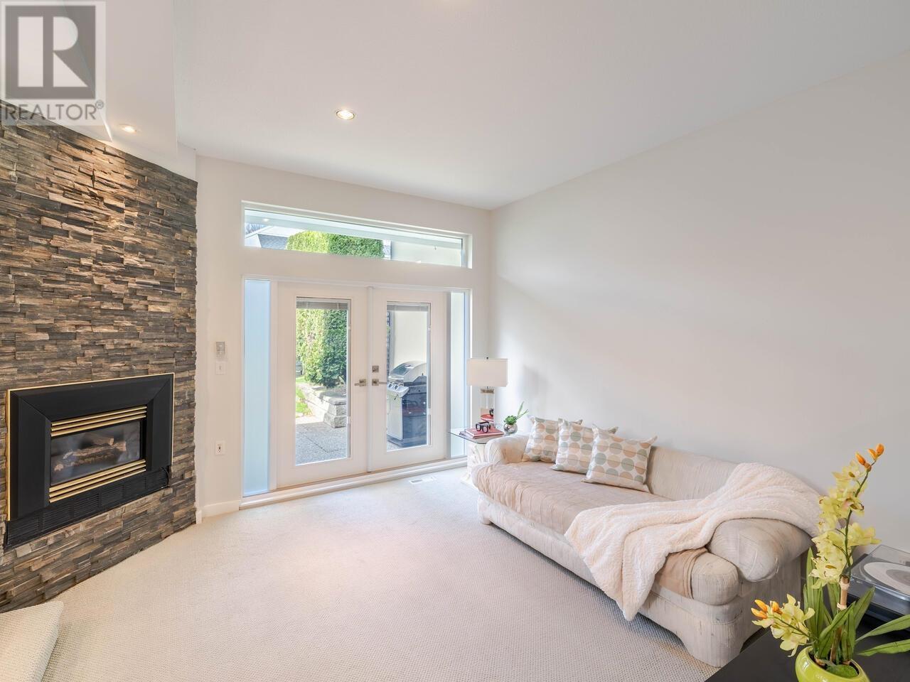 8459 Portside Court, Vancouver, British Columbia  V5P 4V4 - Photo 4 - R2988887