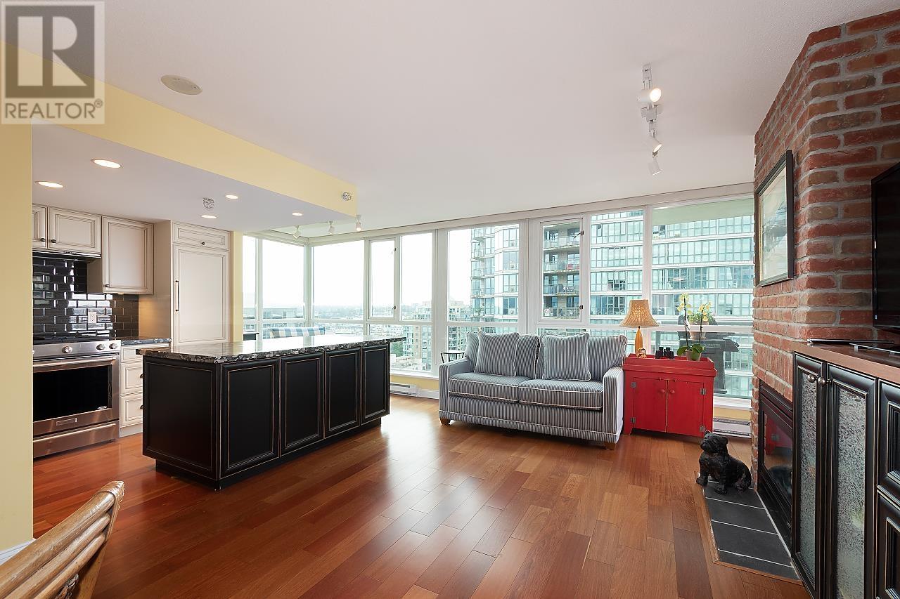 1604 120 Milross Avenue, Vancouver, British Columbia  V6A 4K7 - Photo 4 - R2988902