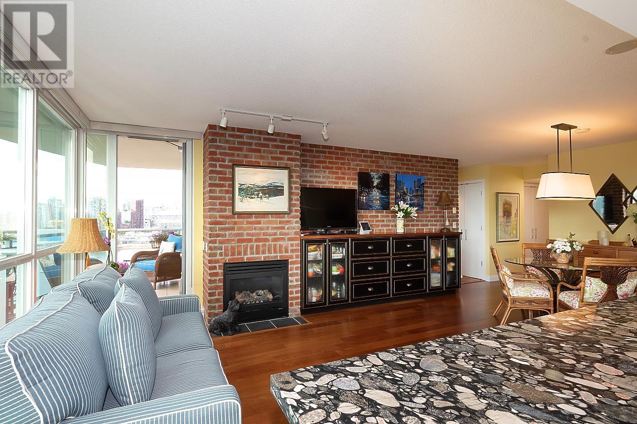 1604 120 Milross Avenue, Vancouver, British Columbia  V6A 4K7 - Photo 7 - R2988902