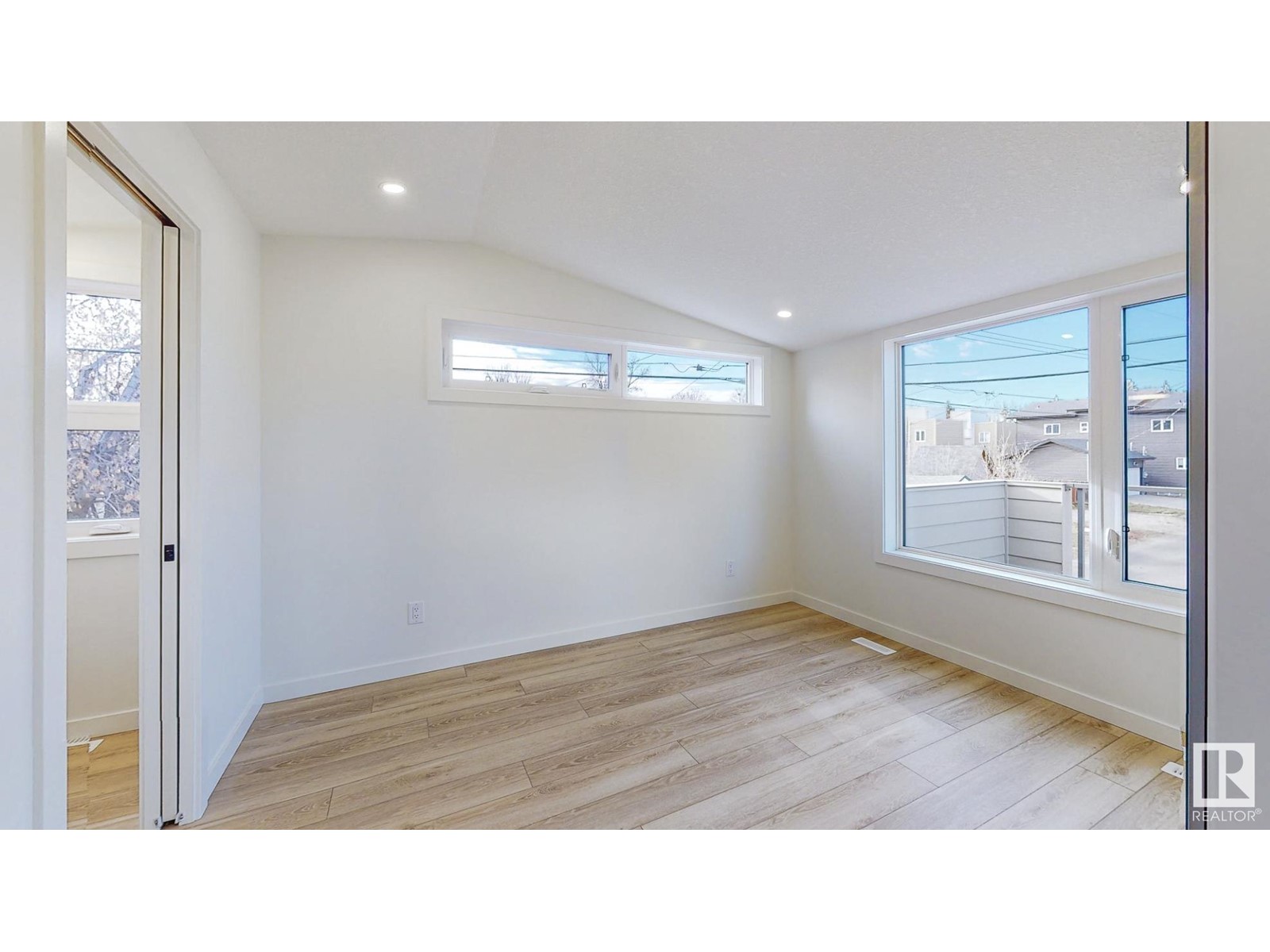 Property at 10314/10314G 148 Street NW NW image 4